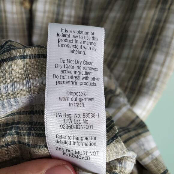 Duluth Trading Company Men's No Fly Zone Plaid Button Up Shirt Size XL - Picture 6 of 6